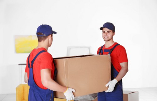 Removal truck hire service for local moves in Lower Morden