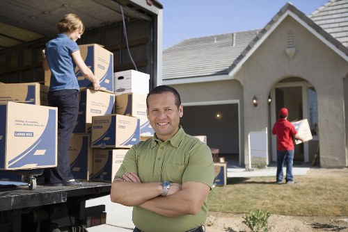 Movers handling access challenges near Lower Morden homes